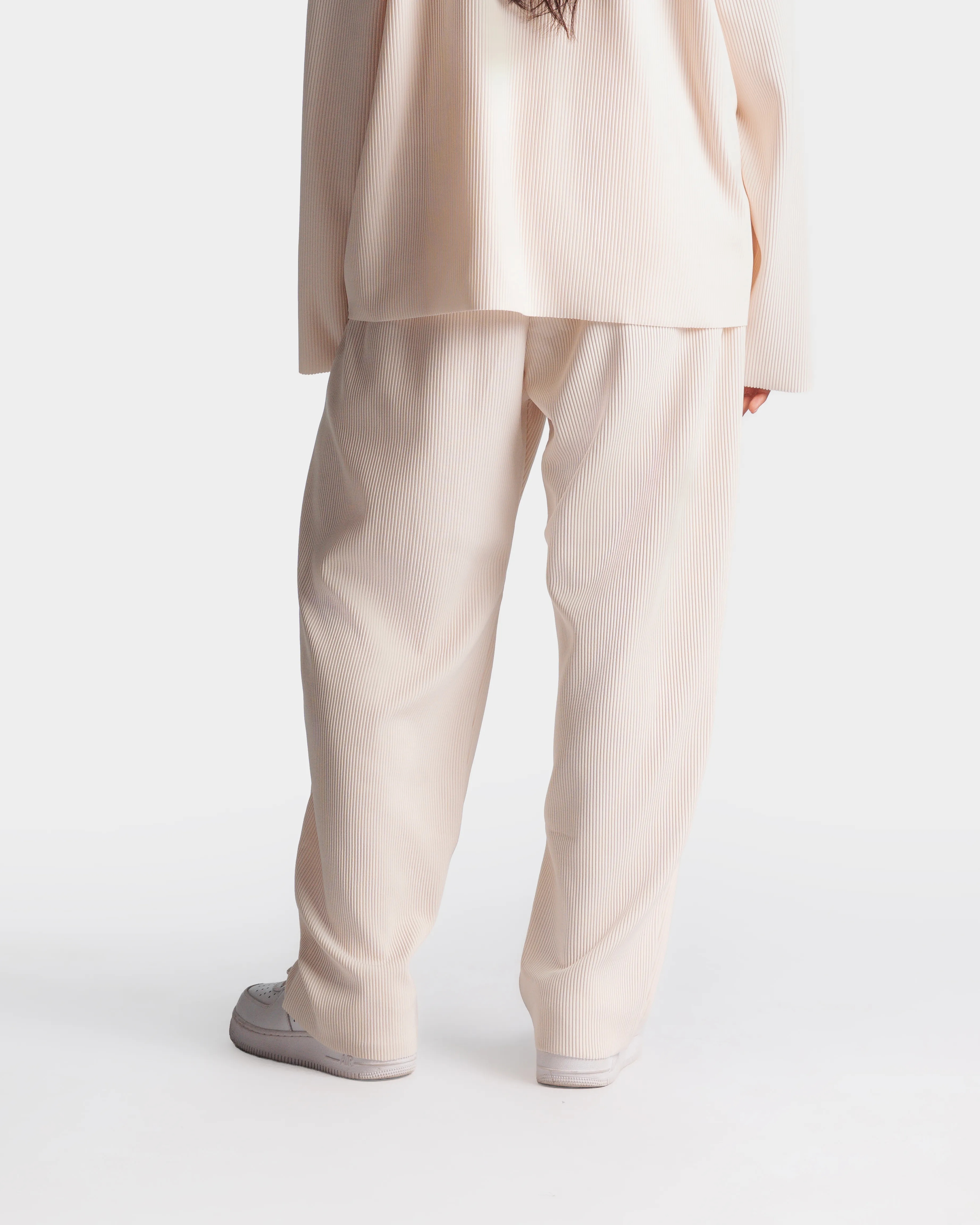 Essential Pleats Pant - Image 5