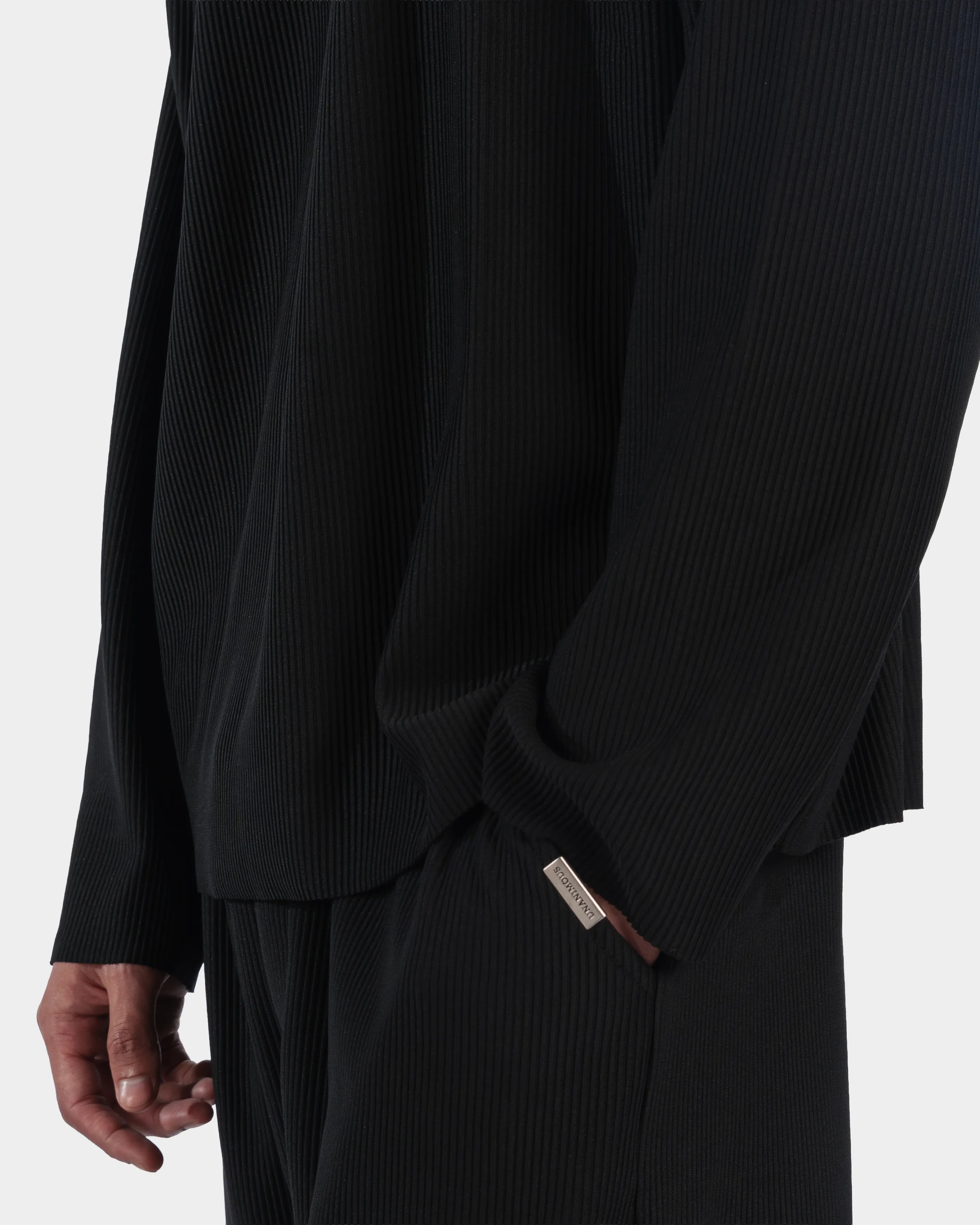 Essential Pleats Full Sleeve - Image 9