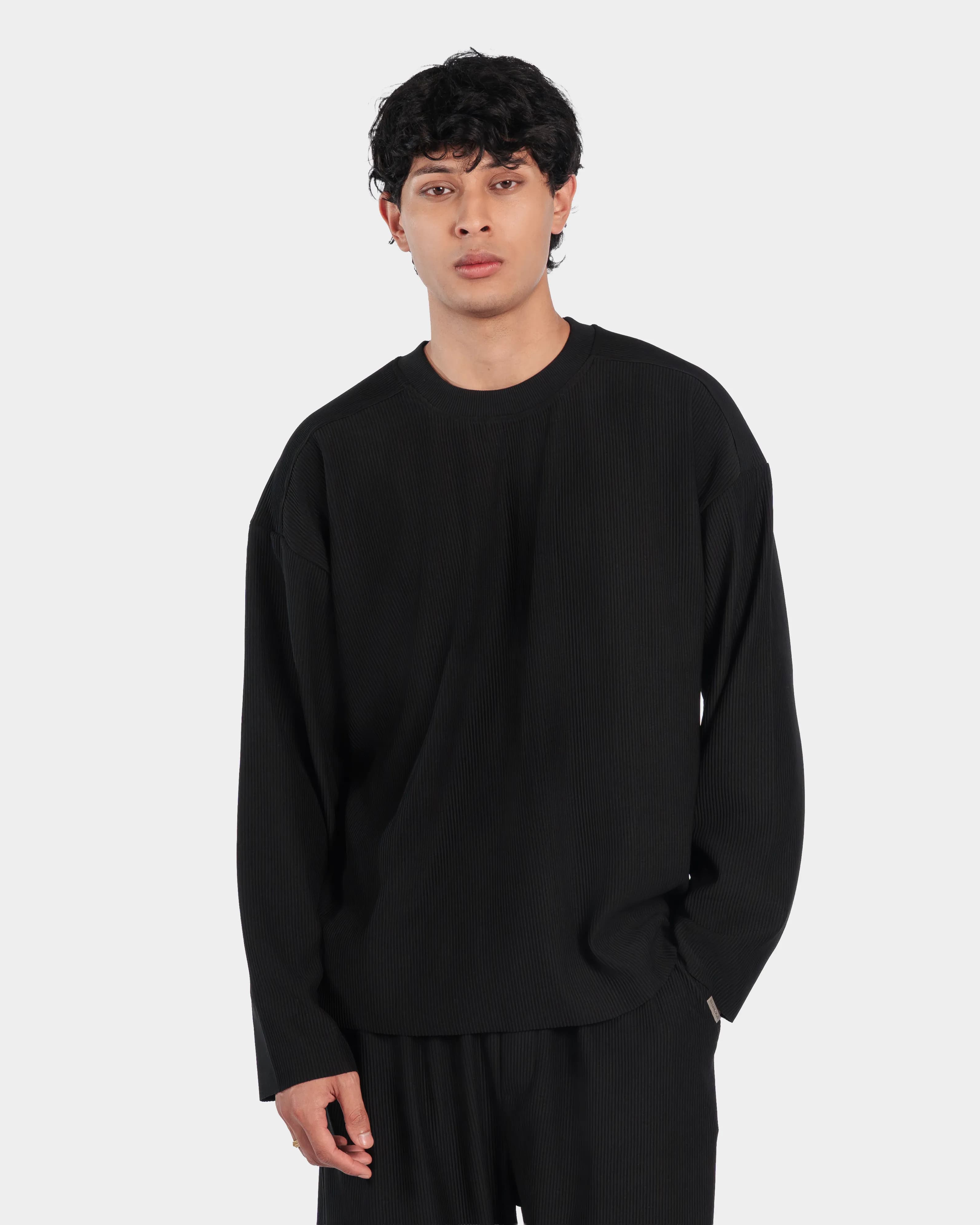 Essential Pleats Full Sleeve - Image 4